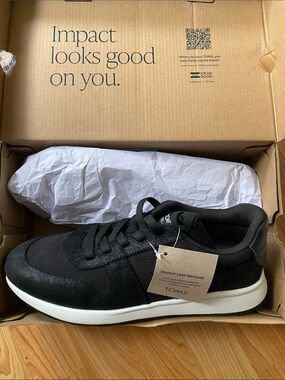 TOMS Women’s TRVL LITE Retro Black Metallic Water Repellent Sneaker Size 9